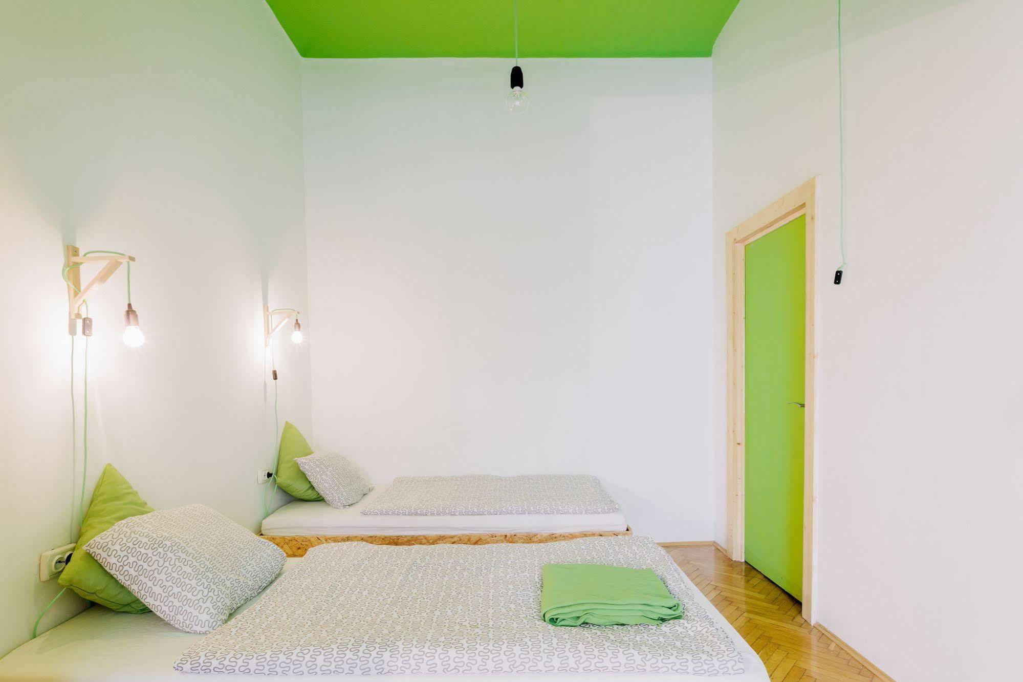 Homeplus Hostel Budapest Kültér fotó